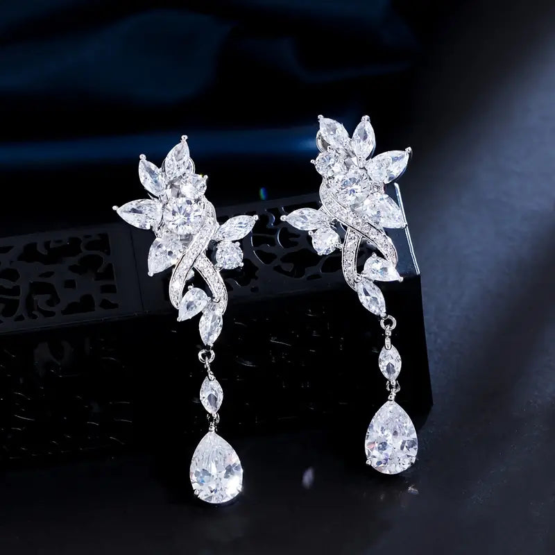 Exquisite Sparkling Flower Clip-On Earrings - Copper Silver Plated Jewelry with Cubic Zirconia Inlay for Women's Wedding Party Ear Decor - Elegant and Durable Accessories for Special Occasions